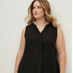 Torrid Harper black tank blouse